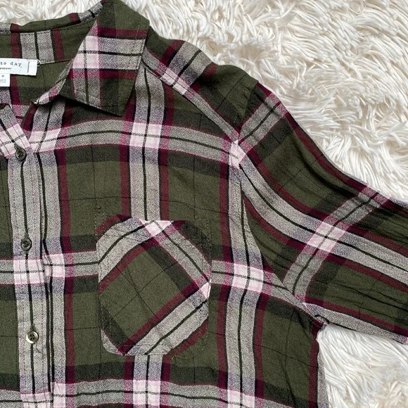 🎉HP🎉 Blue Pepper Day to Day Button Down Plaid Shirt 💗 Olive Cranberry White - Picture 6 of 14